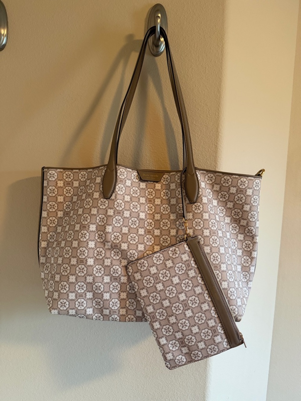 Kate Spade Flower Monogram Natural Large Taupe Tote Bag with Pouch